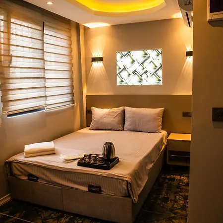 Ck Palace Otel *